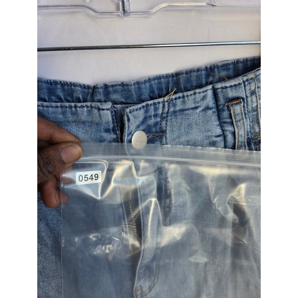 Aaron & Amber Jeans Womens  Blue Light Wash Relaxed High Rise Tapered